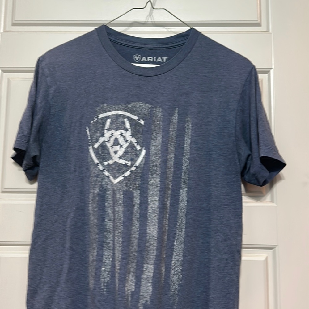 Ariat shirt
